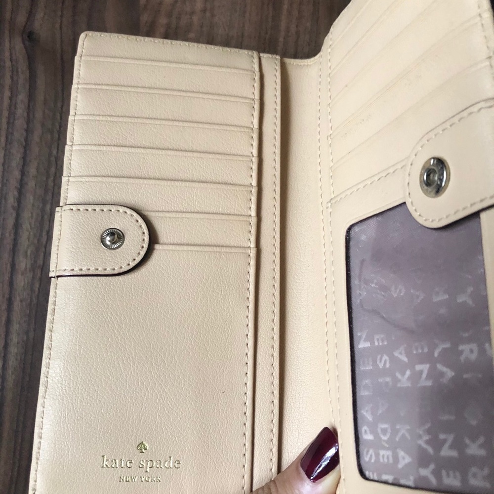 Kate Spade wallet - Picture 7 of 11
